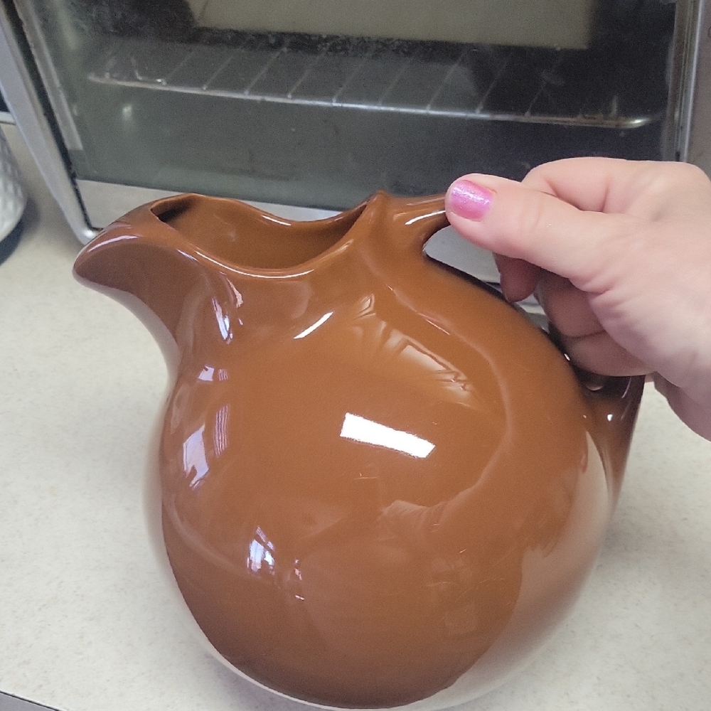 Hall #633 Brown "fiesta Style" Pitcher,euc